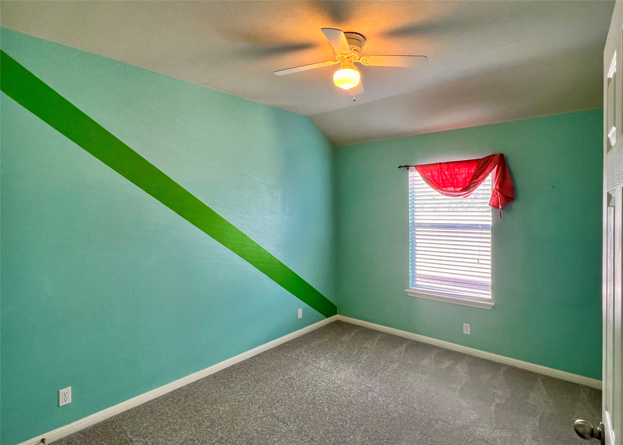 16616 Bridgefarmer Boulevard Pflugerville, TX 78660 - Photo 24 of 36 a view of empty room with window and fan