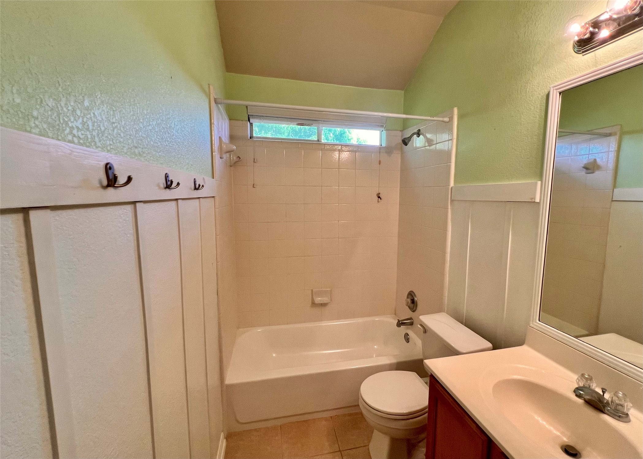 16616 Bridgefarmer Boulevard Pflugerville, TX 78660 - Photo 26 of 36 a bathroom with a sink toilet and shower