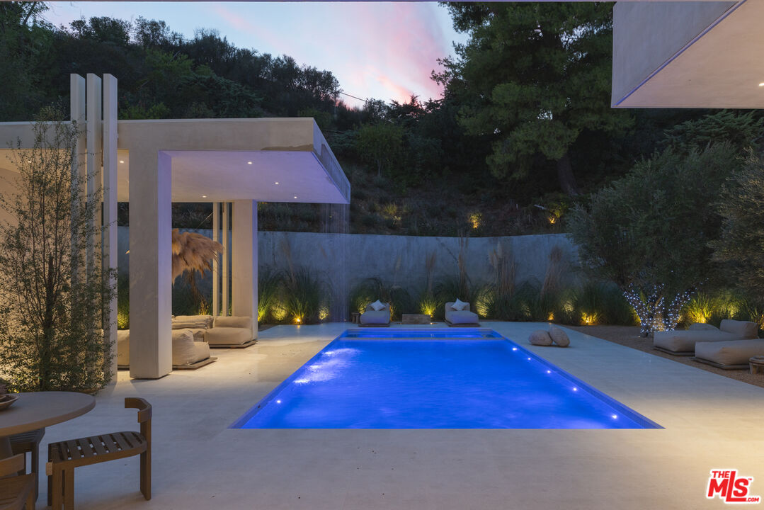 17177 Adlon Road Encino, CA 91436 - Photo 18 of 20 an outdoor space with furniture