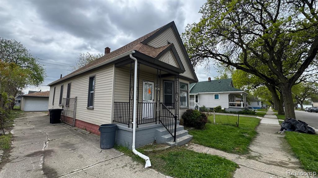 253 Beechwood Street River Rouge, MI 48218 - Photo 2 of 25
