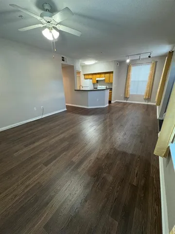 $1,800 | 5957 Westgate Drive, Unit 1911, Orlando, FL 32835