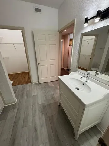 $1,800 | 5957 Westgate Drive, Unit 1911, Orlando, FL 32835