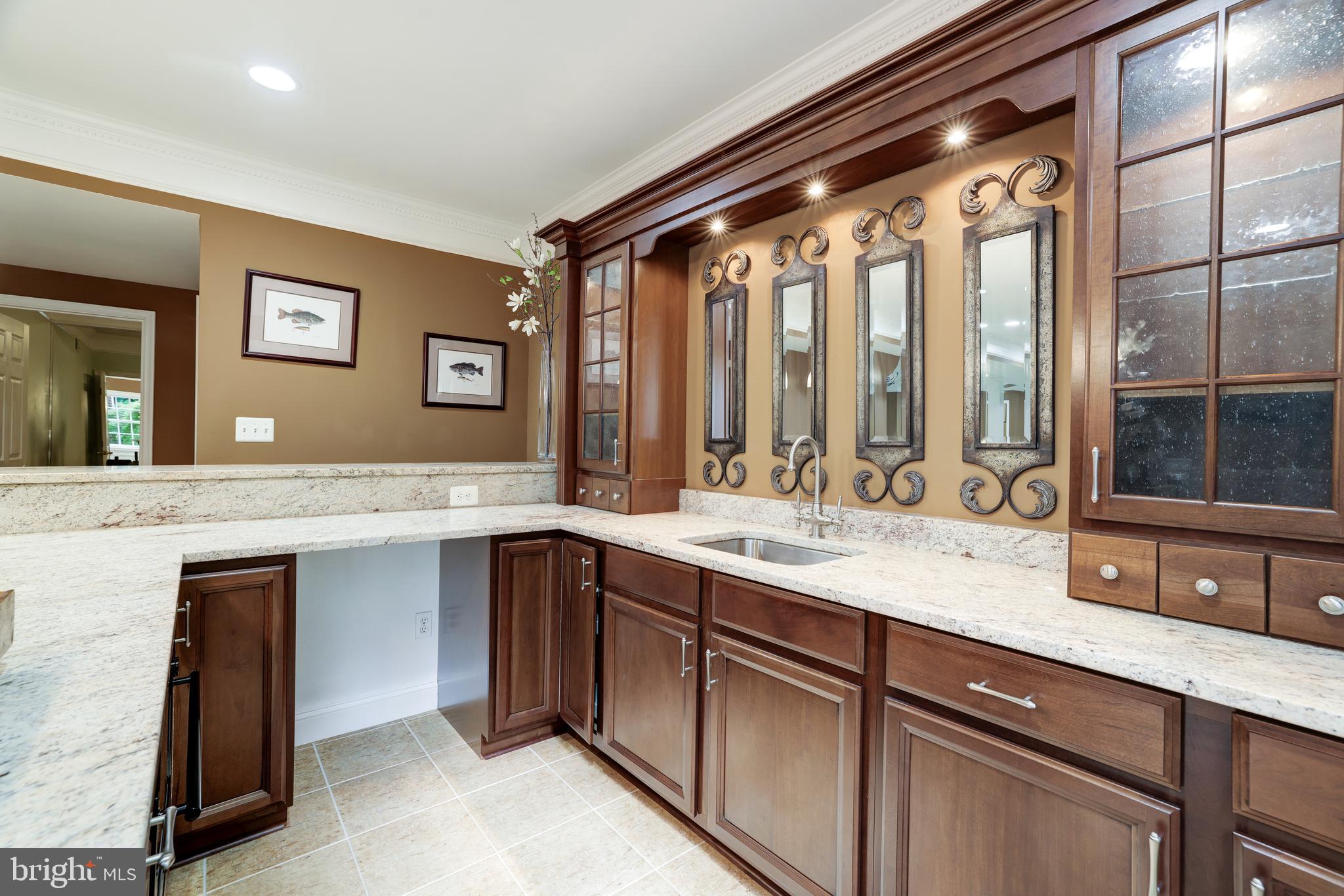 6318 Georgetown Pike McLean, VA 22101 - Photo 21 of 47 a view of bathroom with sinks and mirror