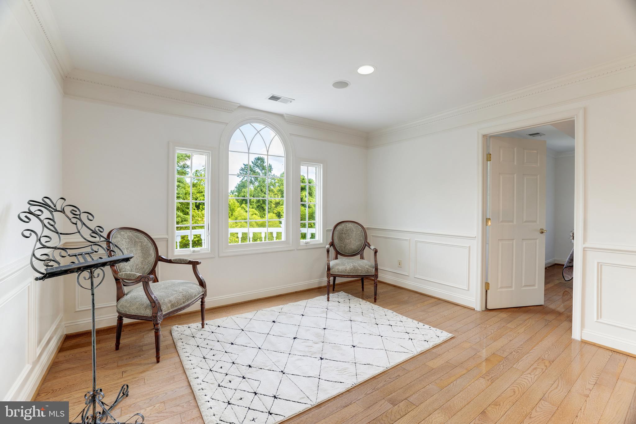 6318 Georgetown Pike McLean, VA 22101 - Photo 25 of 47 a living room with furniture and a window