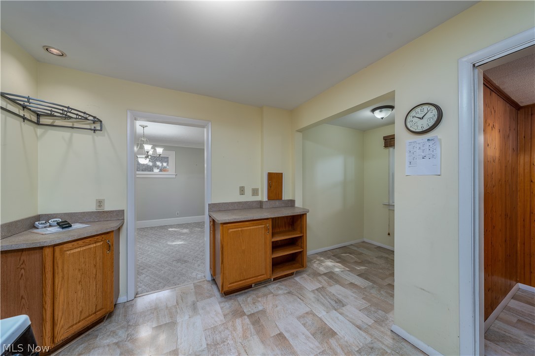 843 Beverly Road Cleveland Heights, OH 44121 - Photo 13 of 35