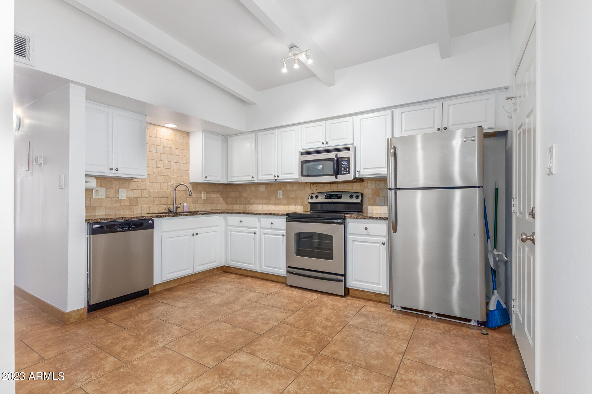 1339 East Pierson Street Phoenix, AZ 85014 - Photo 1 of 17 0007-07 - Pierson