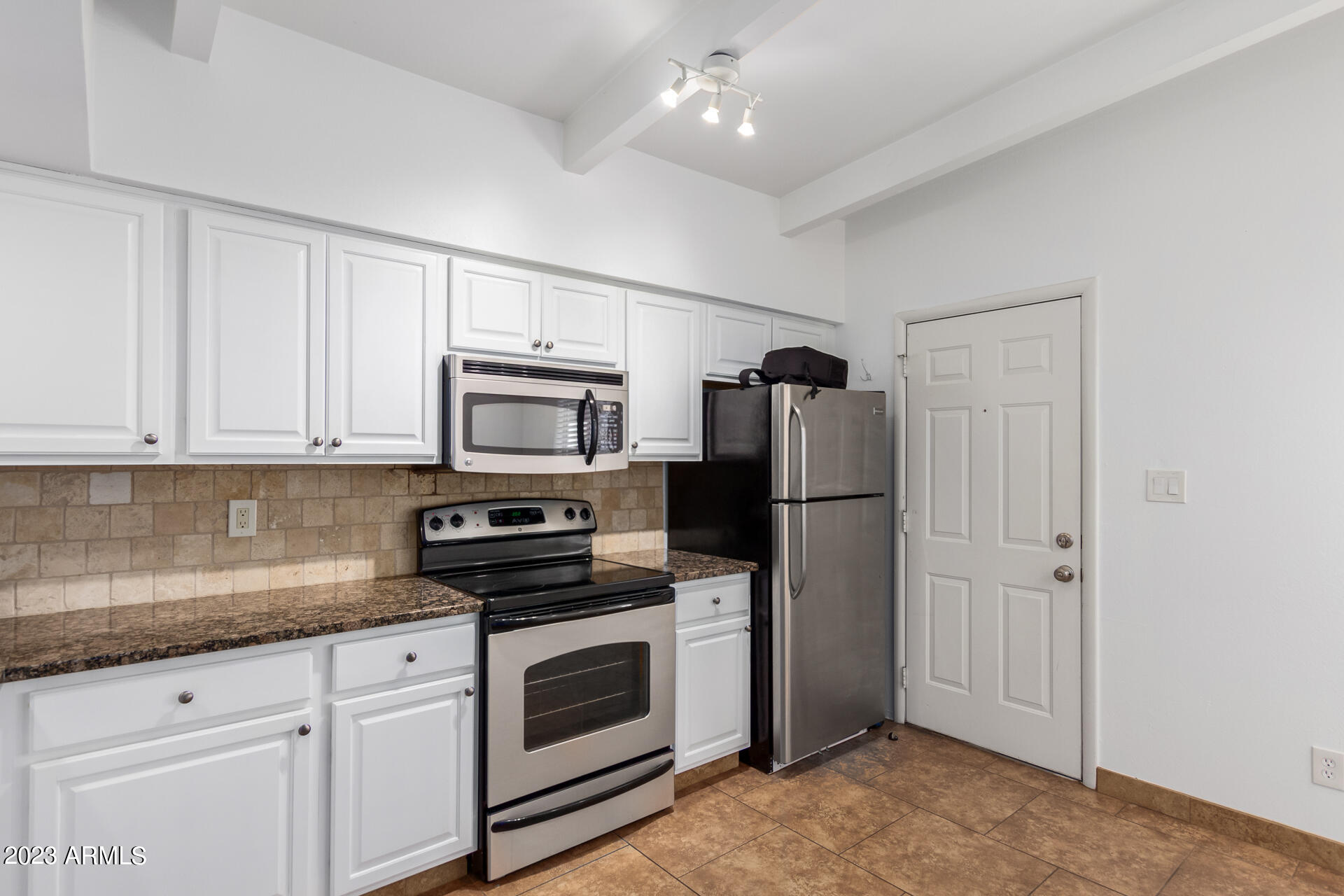 1339 East Pierson Street Phoenix, AZ 85014 - Photo 3 of 17 0009-09 - Pierson