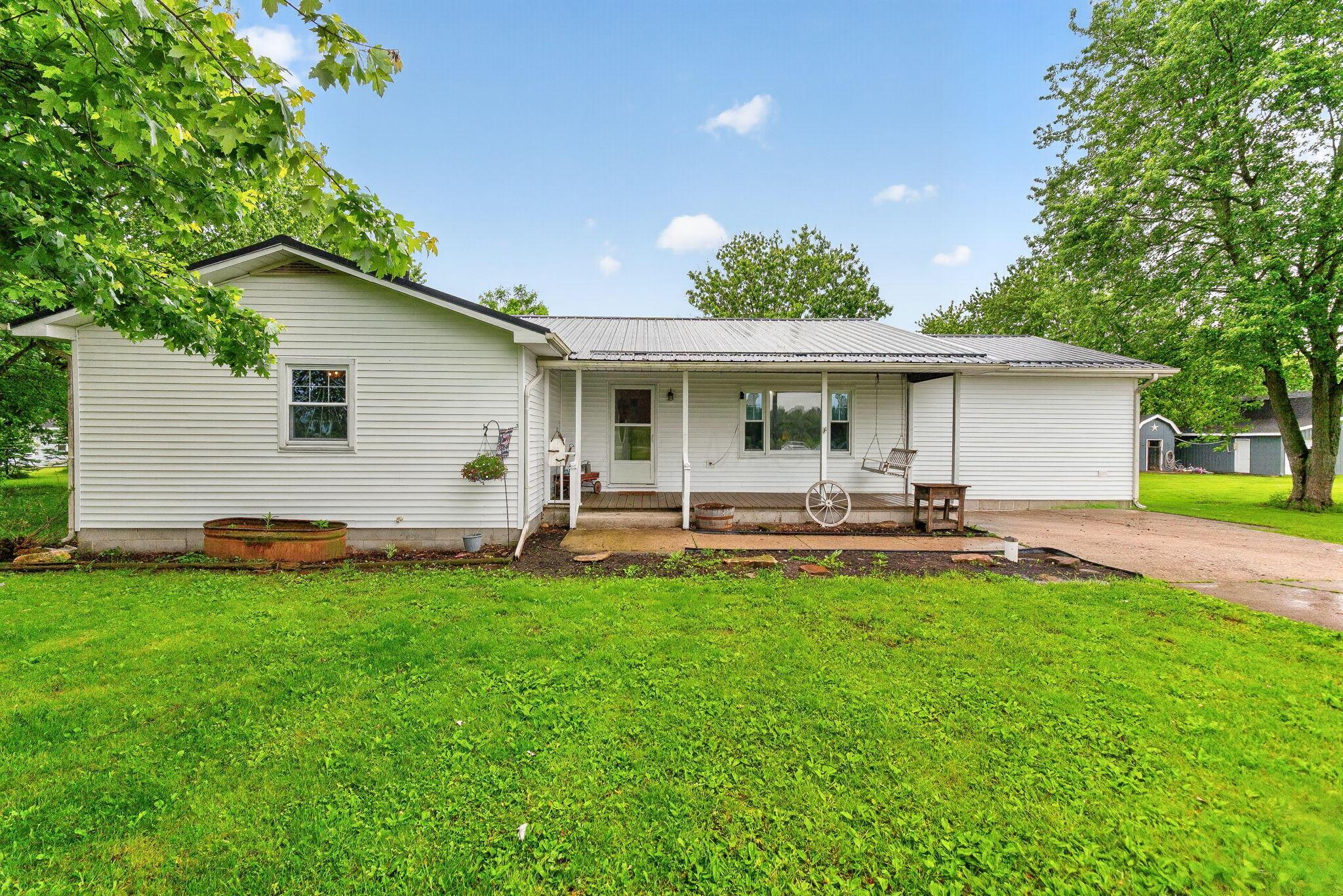 469 Larue-Marseilles Road La Rue, OH 43332 - Photo 1 of 26 469 Larue Marseilles (Exterior)-3