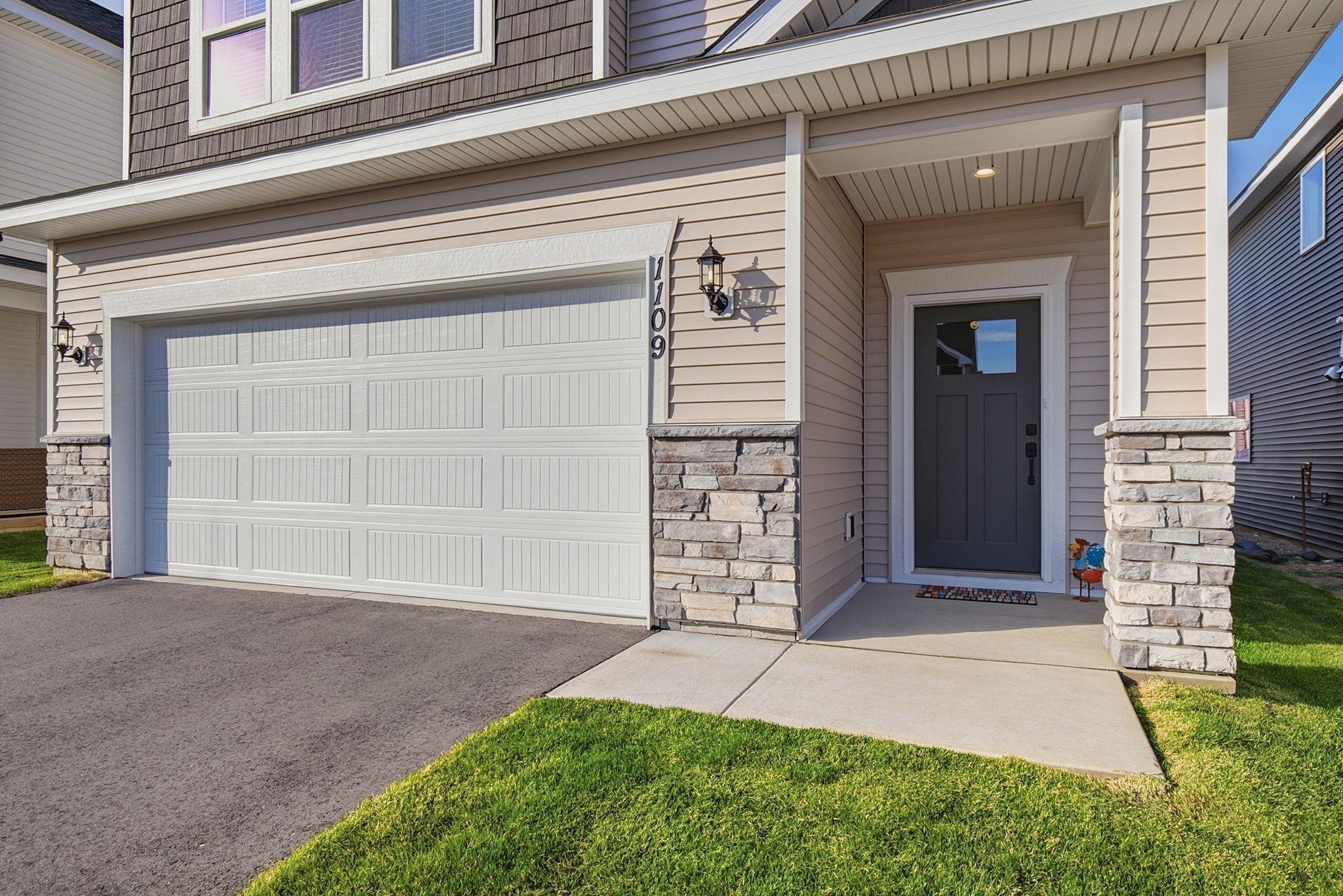 1109 150th Street West Rosemount, MN 55068 - Photo 2 of 28