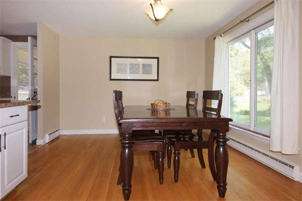 7 Robert Road Holliston, MA 01746 - Photo 5 of 21 Gallery Image 5
