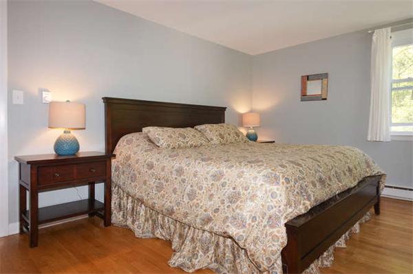 7 Robert Road Holliston, MA 01746 - Photo 6 of 21 Gallery Image 6