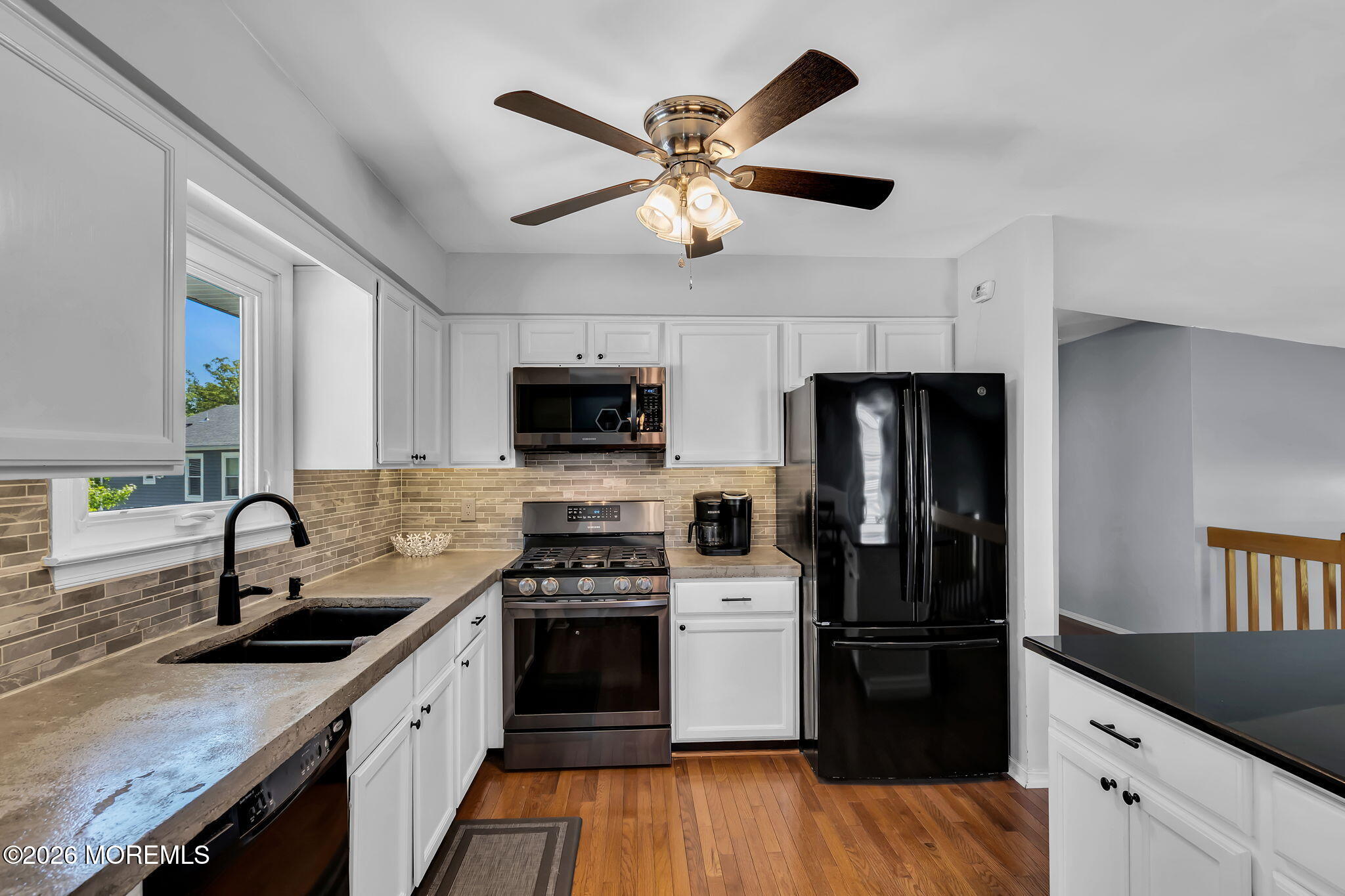 29 Marc Drive Howell, NJ 07731 - Photo 5 of 17 KITCHEN