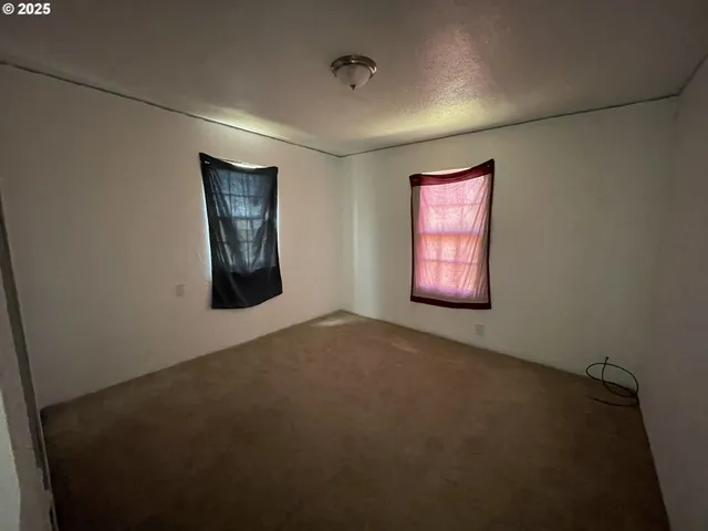 $223,000 | 2202 Joe Wright Road, Klamath Falls, OR 97603