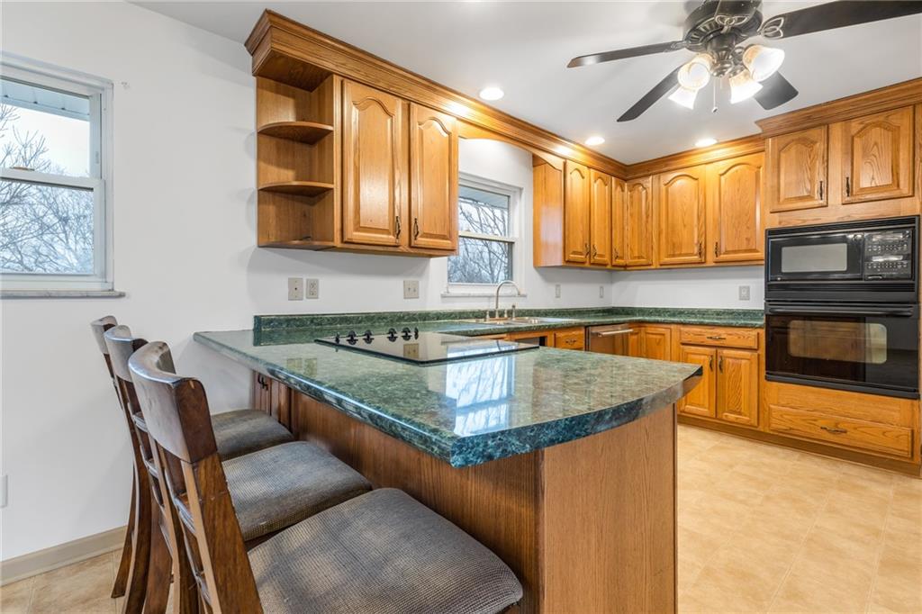 1610 Old Brodhead Road Monaca, PA 15061 - Photo 6 of 19 Gallery Image 6