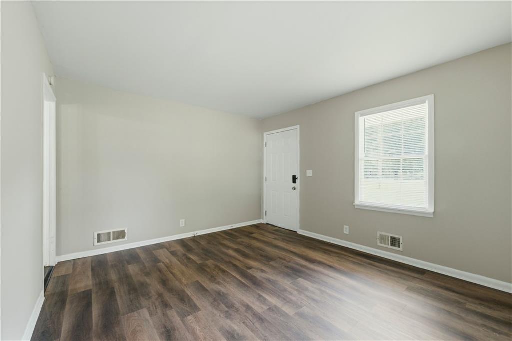 3444 Linecrest Road Ellenwood, GA 30294 - Photo 7 of 25 Gallery Image 7