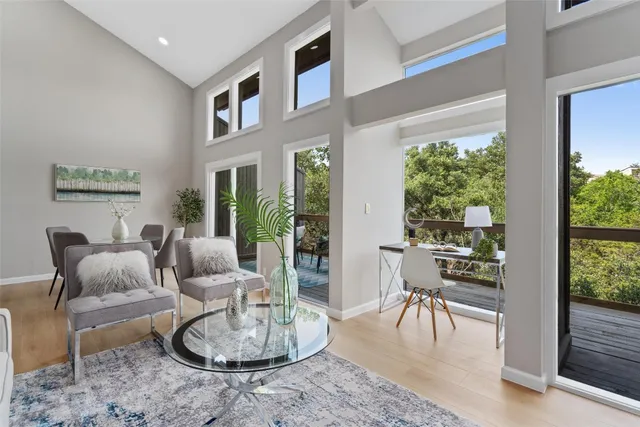 $1,950 | 103 Comanche Drive, Point Venture, TX 78645