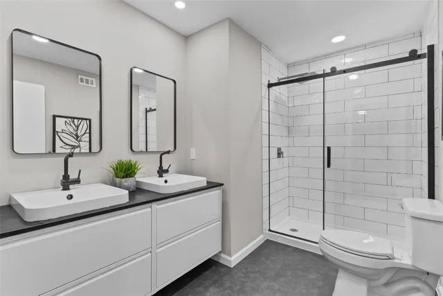 $1,950 | 103 Comanche Drive, Point Venture, TX 78645