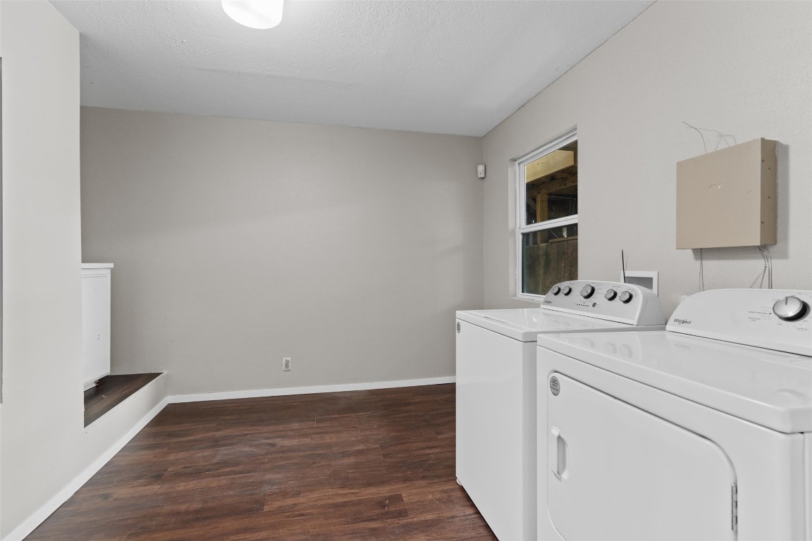 103 Comanche Drive Point Venture, TX 78645 - Photo 25 of 38 a utility room with dryer and washer