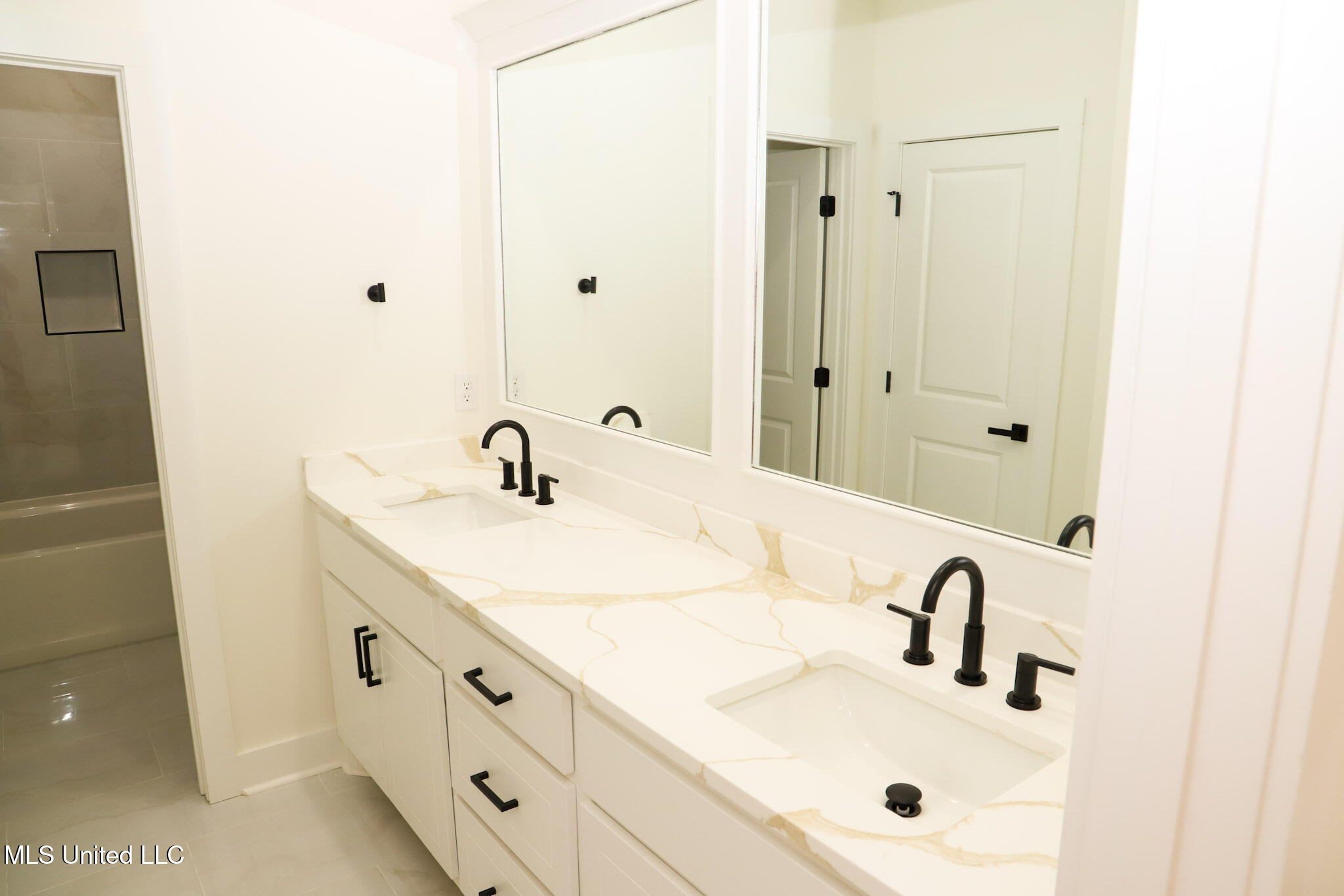 131 Genoa Drive Madison, MS 39110 - Photo 18 of 26 IMG_9307