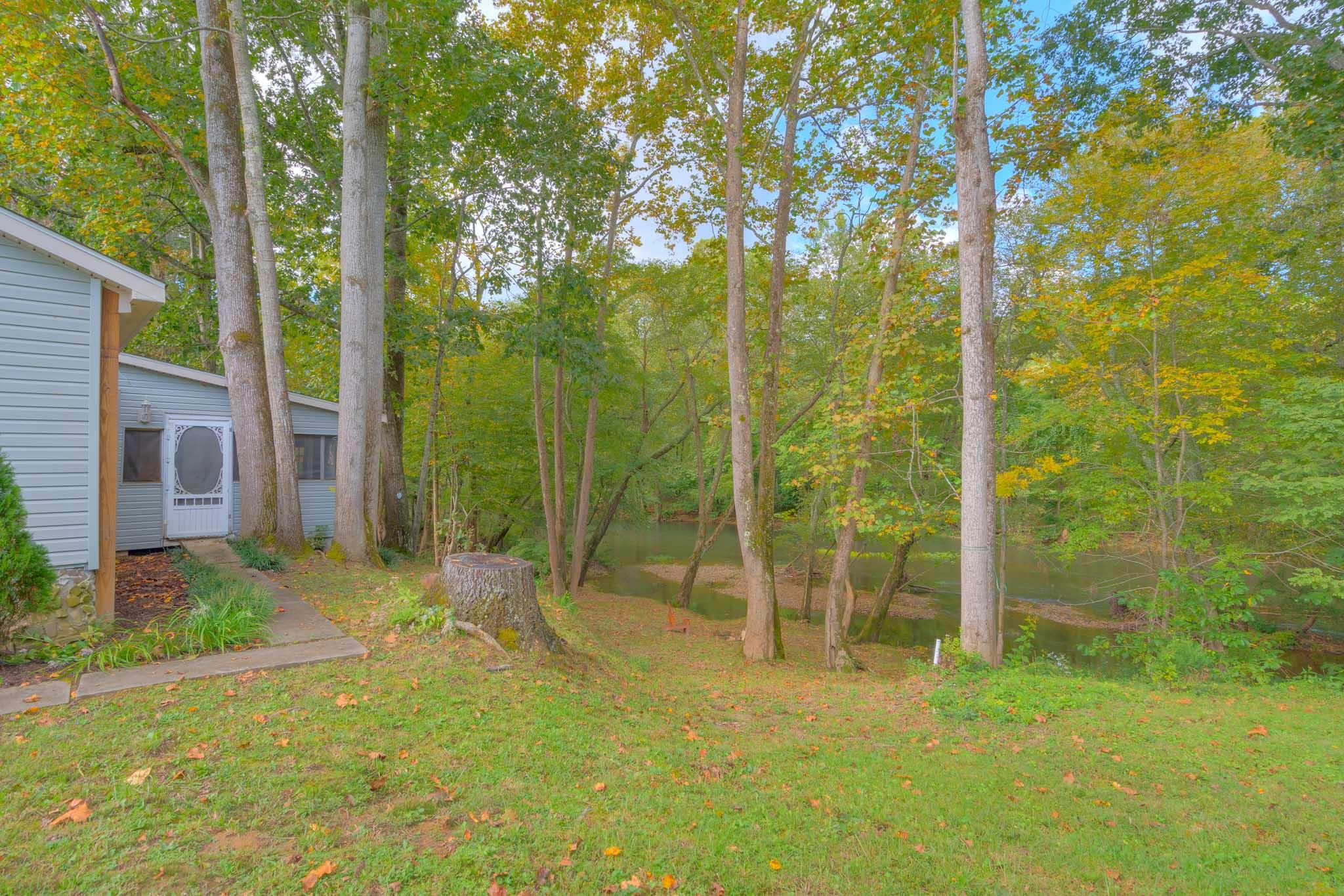 175 Prices Cabin Road New Castle, VA 24127 - Photo 5 of 31 175_PricesCabinRd_Web-5