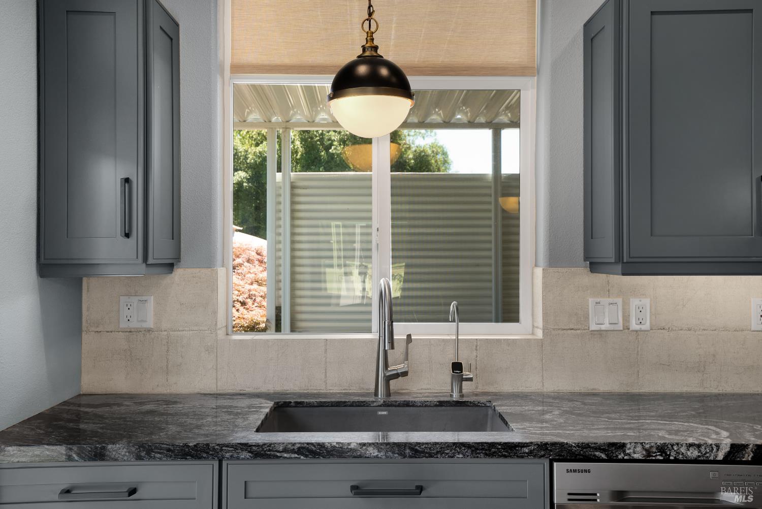 106 Shamrock Circle Santa Rosa, CA 95403 - Photo 12 of 53