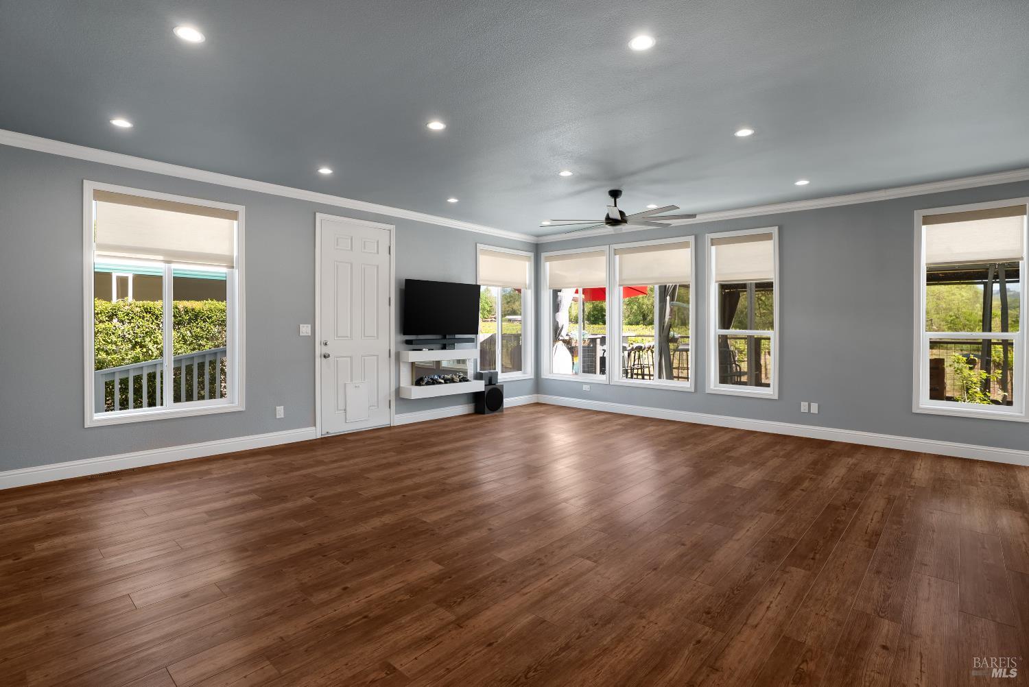 106 Shamrock Circle Santa Rosa, CA 95403 - Photo 16 of 53