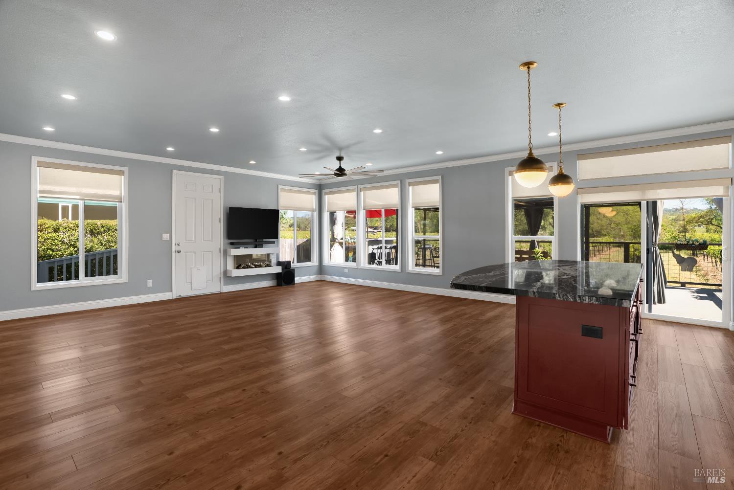 106 Shamrock Circle Santa Rosa, CA 95403 - Photo 4 of 53