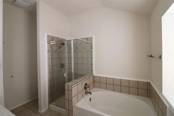 $2,150 | 7514 Beverly Drive, Rowlett, TX 75089