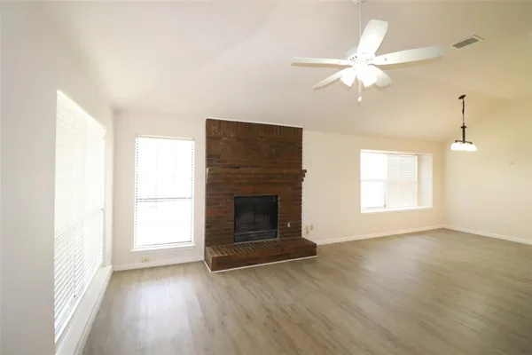 $2,150 | 7514 Beverly Drive, Rowlett, TX 75089