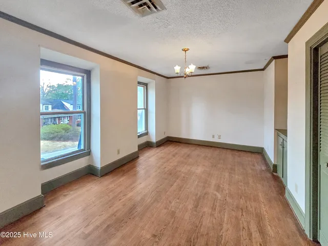 $285,000 | 203 Crescent Drive, Windsor, NC 27983