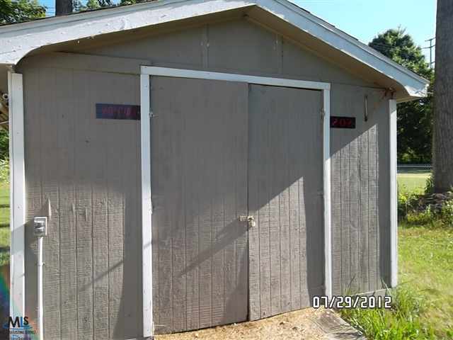 4314 Howard Road Port Huron, MI 48060 - Photo 14 of 17 31121384-13.JPG