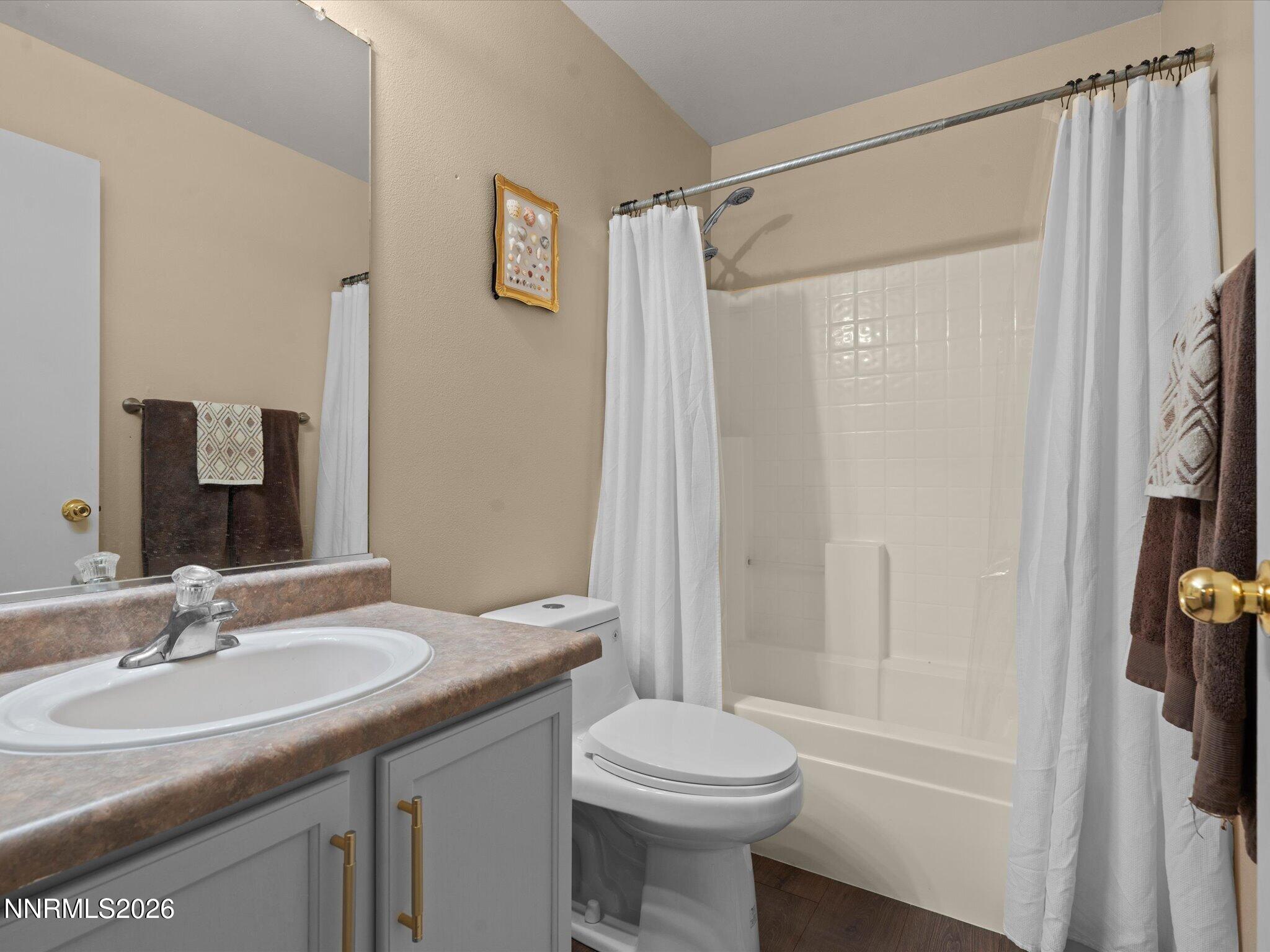 7935 Key Largo Drive Reno, NV 89506 - Photo 11 of 47 33-7935 Key Largo Dr-132