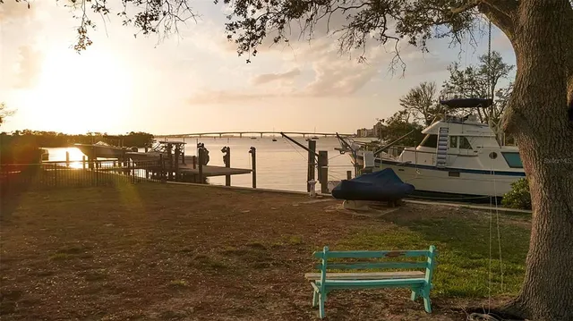 $5,695,000 | 1479 Bay Point Drive, Sarasota, FL 34239