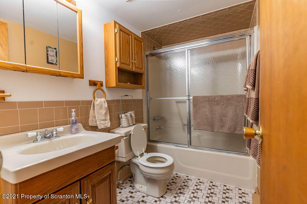 918 Goose Pond Road Lake Ariel, PA 18436 - Photo 13 of 29 Gallery Image 13