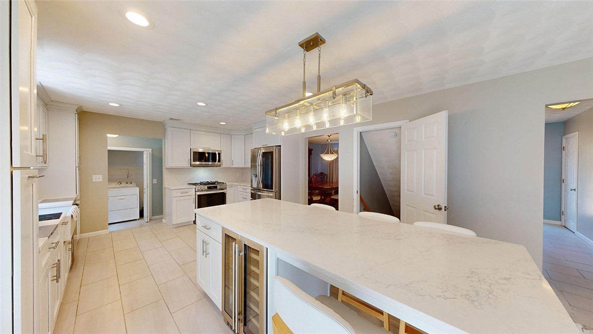 10 Kiley Way Coventry, RI 02816 - Photo 7 of 42