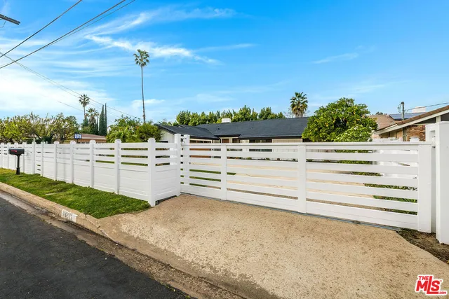 $10,250 | 16517 Hartsook Street, Encino, CA 91436