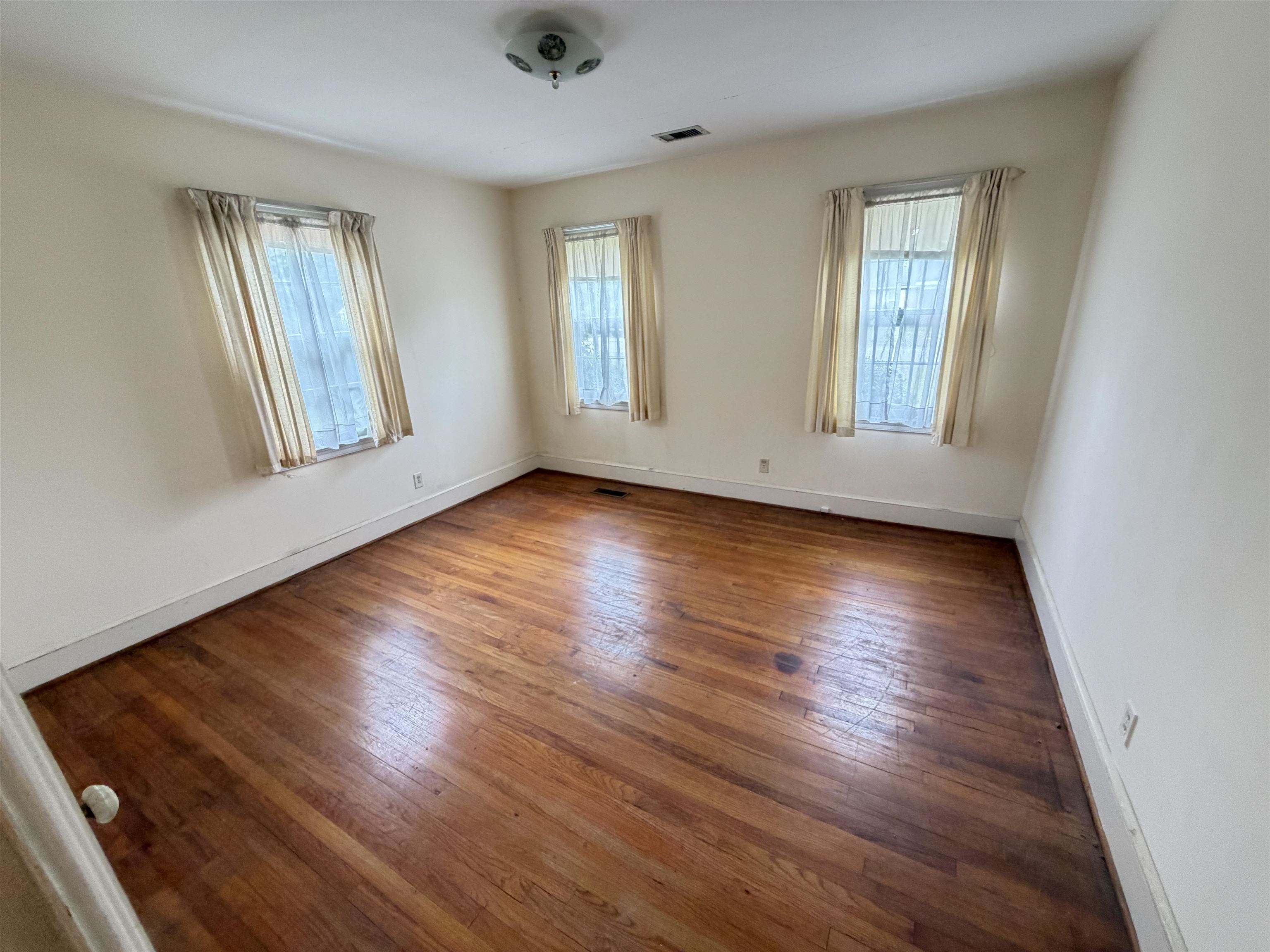 1504 State Rd S-21-516 Florence, SC 29501 - Photo 8 of 19