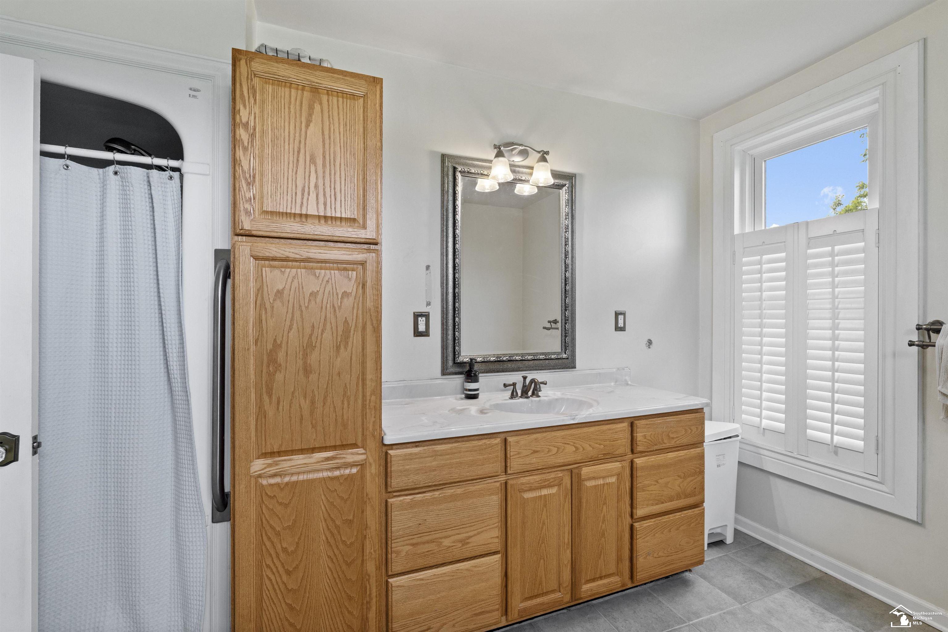 2808 Carleton Rockwood Road Carleton, MI 48117 - Photo 15 of 62