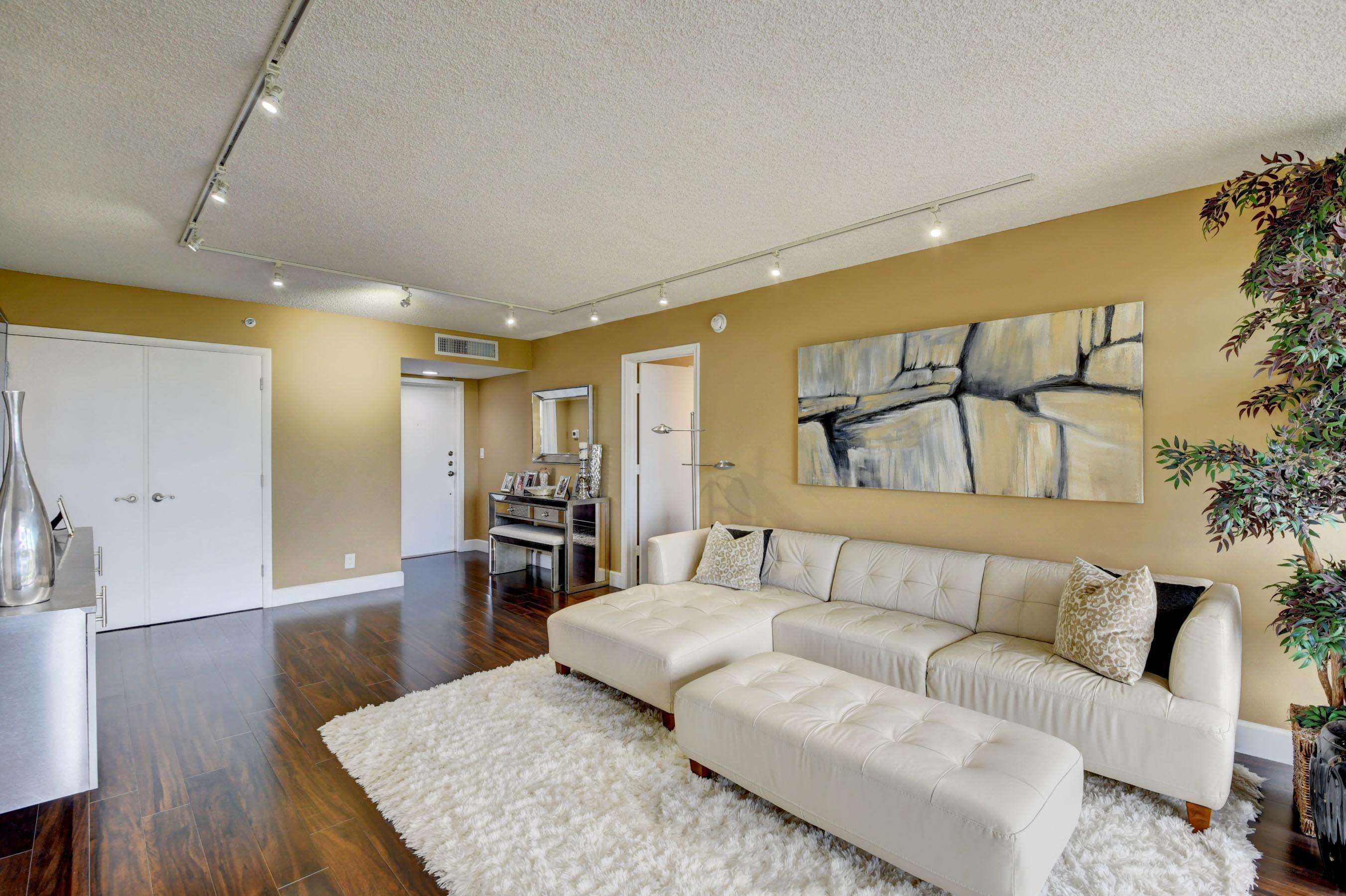 7738 Lakeside Boulevard, Unit 345 Boca Raton, FL 33434 - Photo 6 of 96 DSC_8889_90_91_92_93