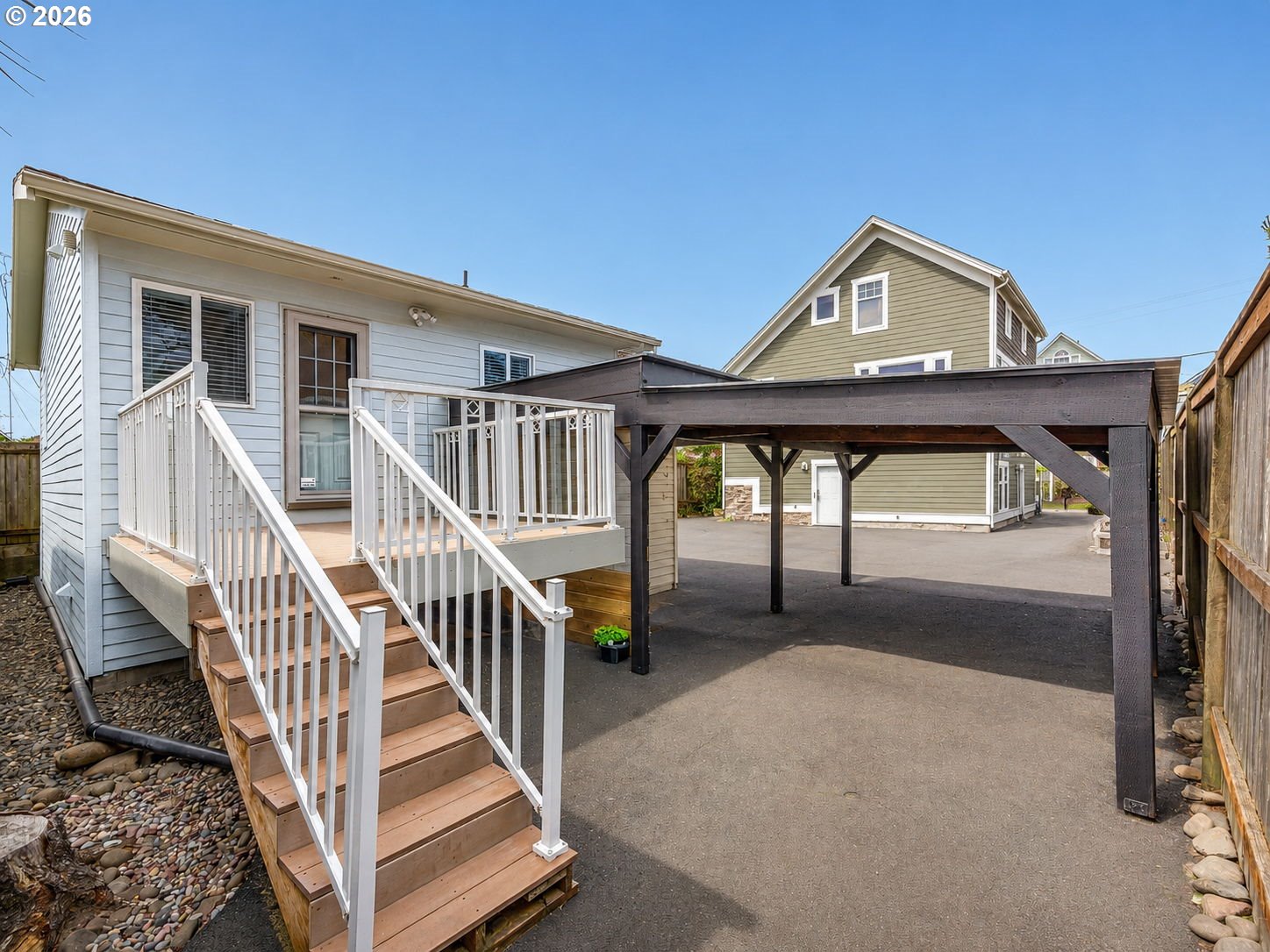 136B 3rd Avenue Seaside, OR 97138 - Photo 36 of 38 Carport
