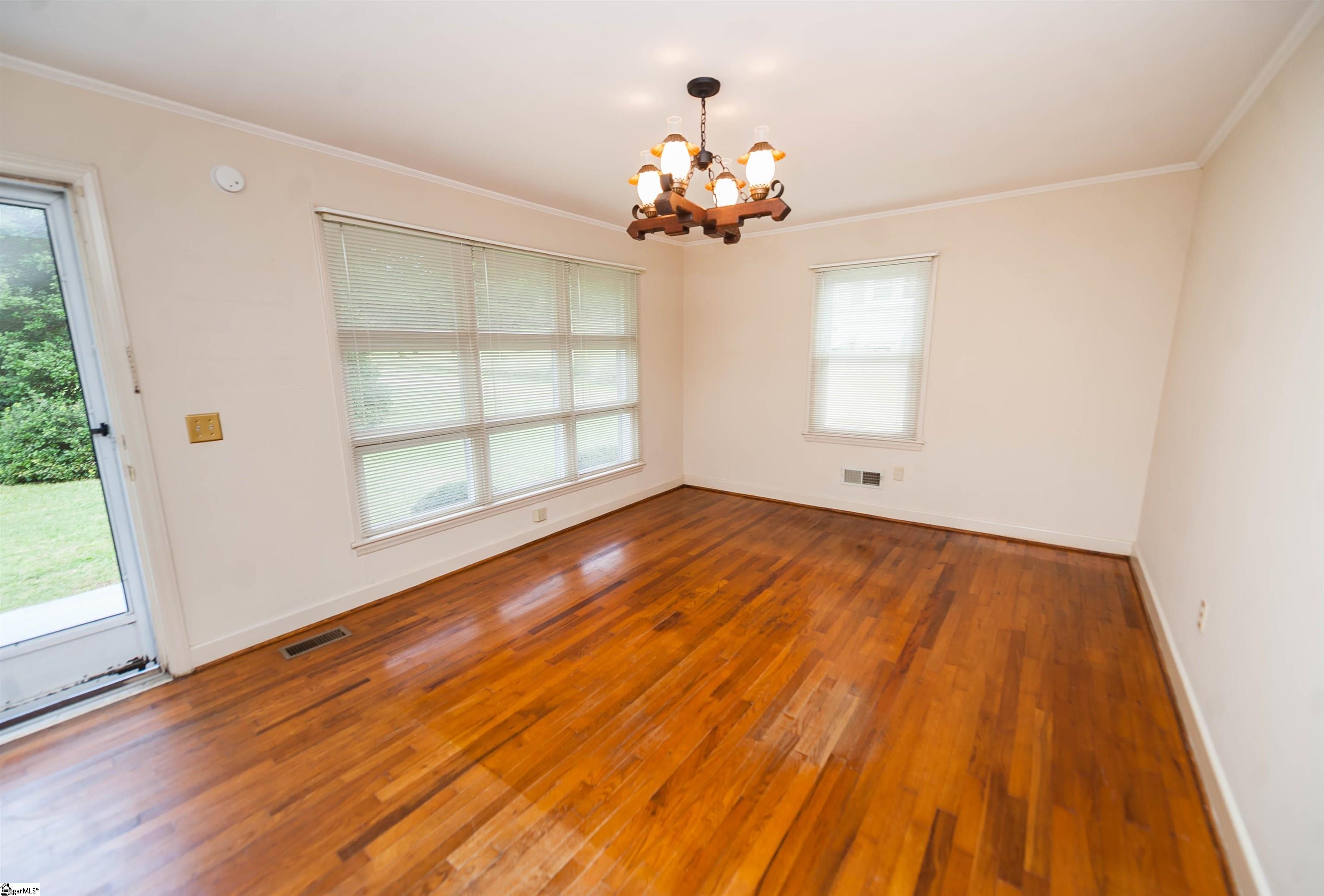 791 Lyman Road Inman, SC 29349 - Photo 4 of 35