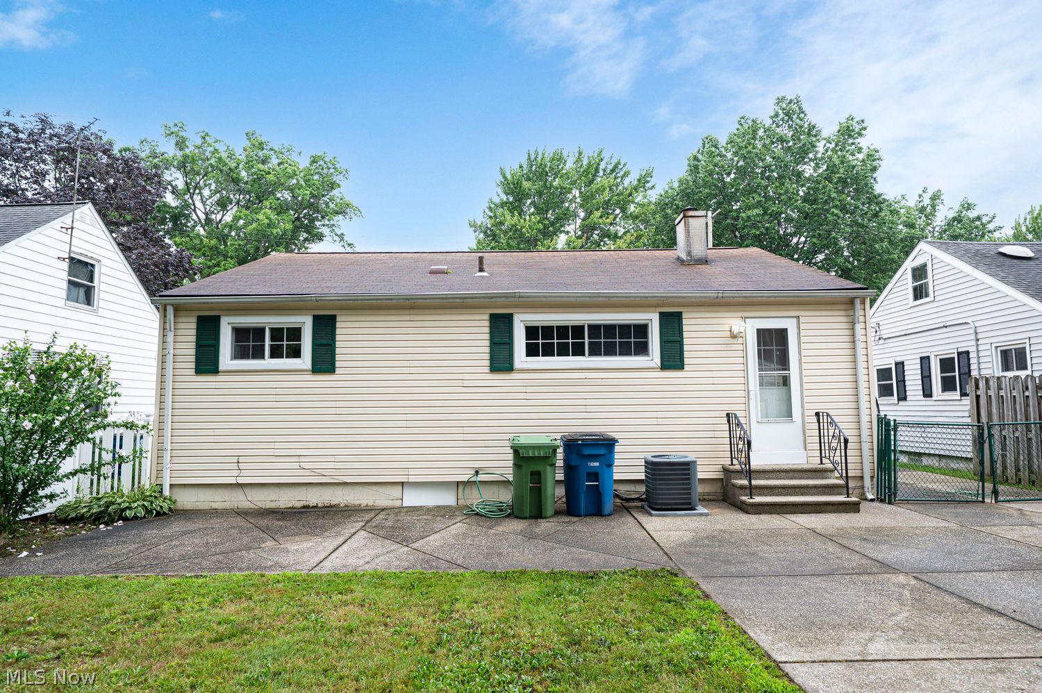 1289 Waverly Road Eastlake, OH 44095 - Photo 25 of 29