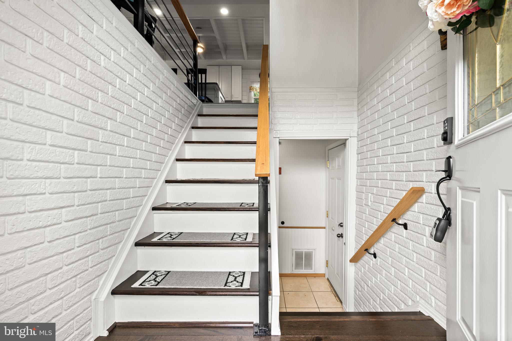 7907 Stone Hearth Road Severn, MD 21144 - Photo 6 of 24 a view of entryway