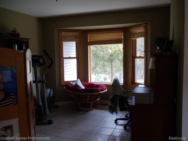 8419 Perry Lake Road Clarkston, MI 48348 - Photo 7 of 25 Office/Study or Formal LR