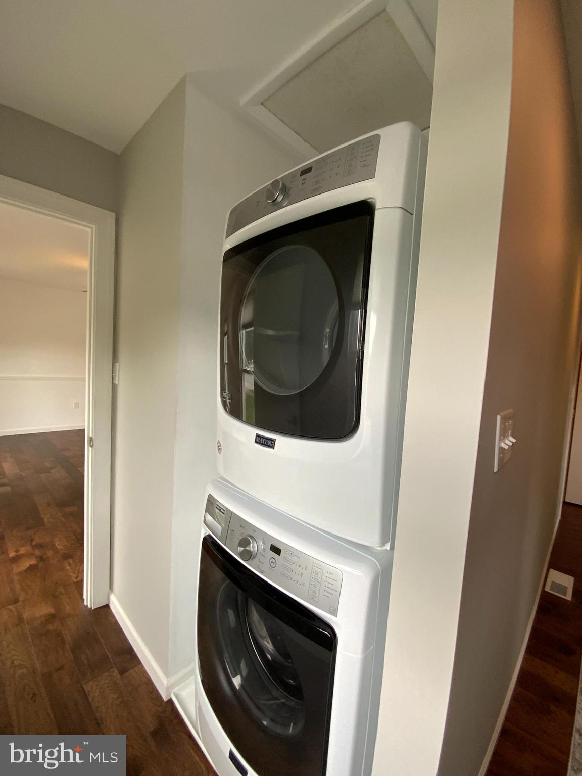 206 Lopax Road Harrisburg, PA 17112 - Photo 25 of 26 Washer/Dryer