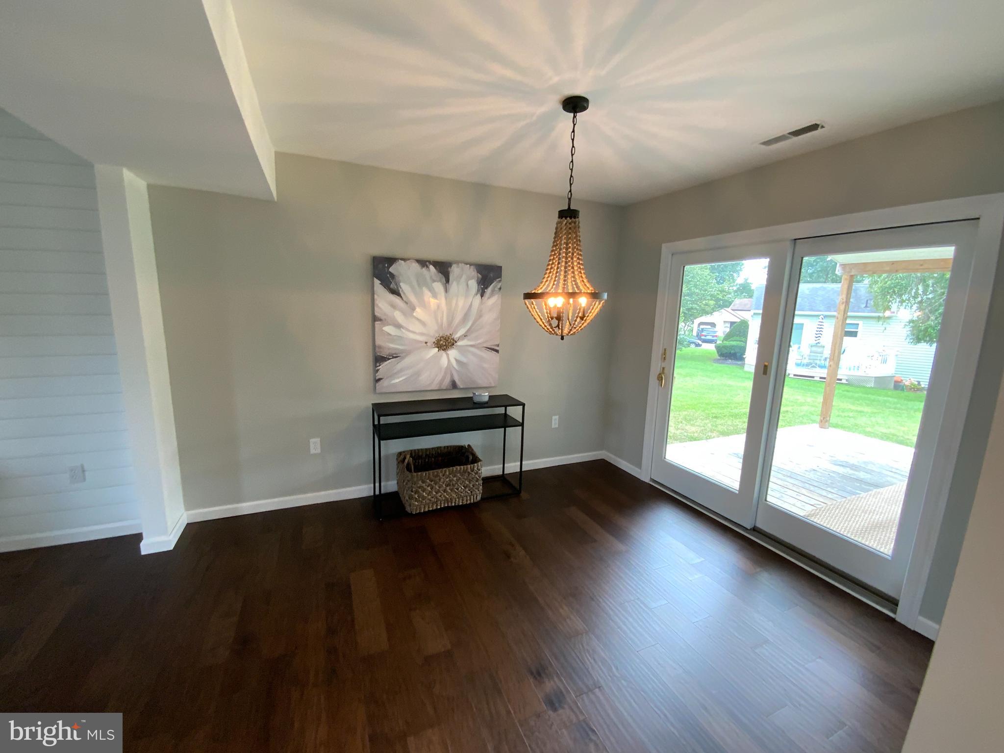 206 Lopax Road Harrisburg, PA 17112 - Photo 9 of 26 Dining room