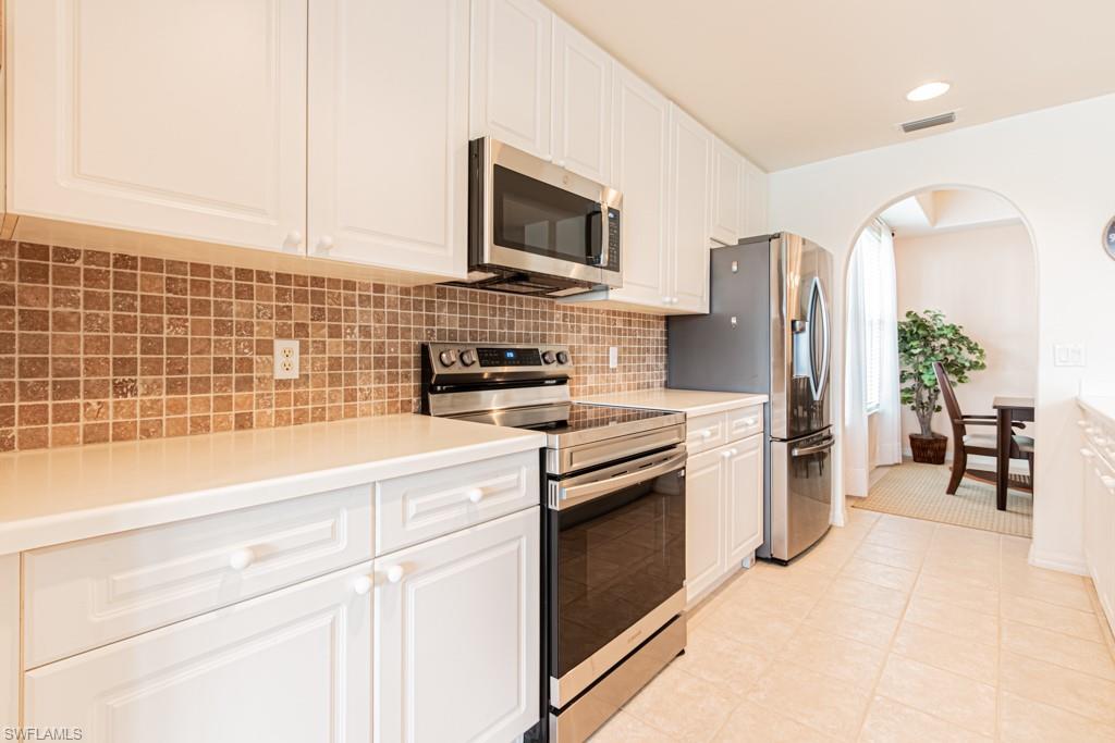 2029 Crestview Way, Unit 105 Naples, FL 34119 - Photo 12 of 50