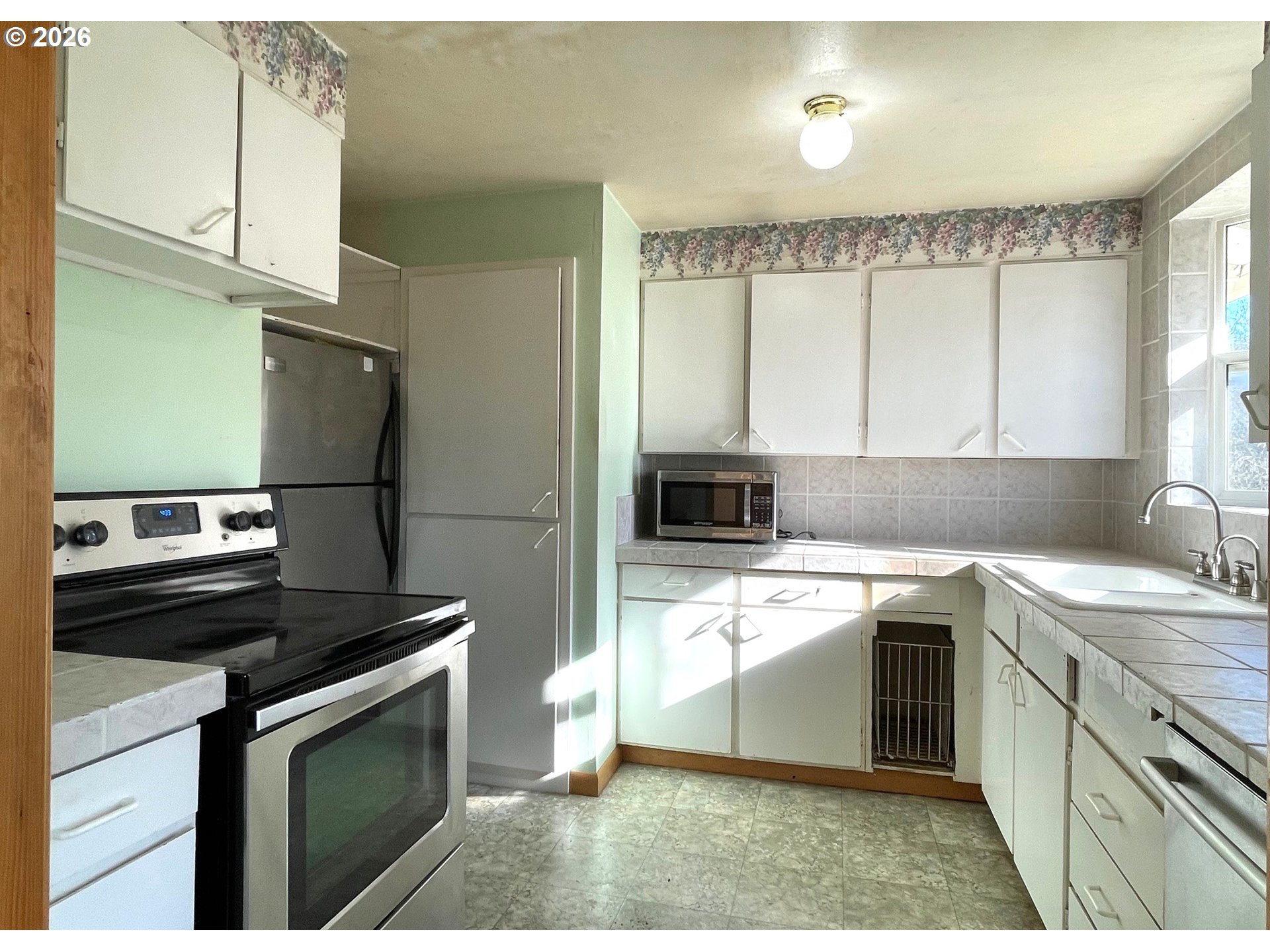 617 Hartke Loop Oregon City, OR 97045 - Photo 8 of 19 Gallery Image 8