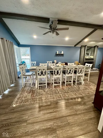 $360,000 | 401 San Carlos Drive, Greenwood, IN 46142