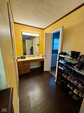 $360,000 | 401 San Carlos Drive, Greenwood, IN 46142